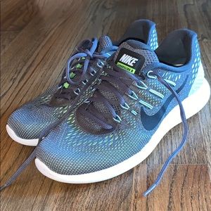 Nike women’s Lunar glide 8